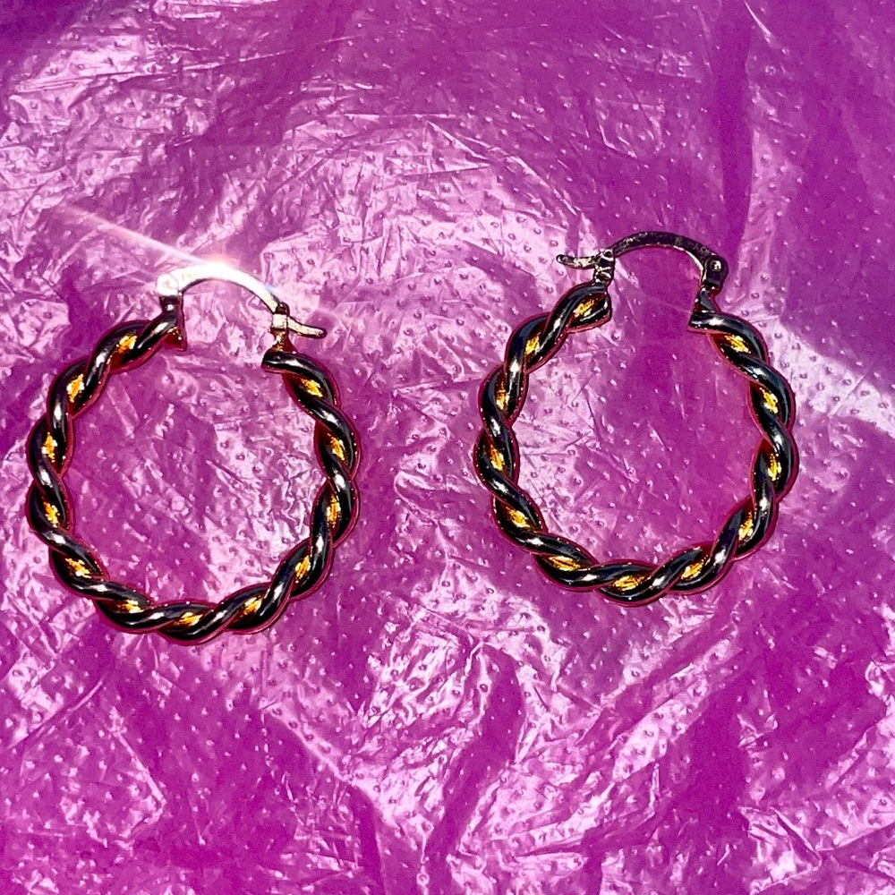 Gold Hoop Earring’s